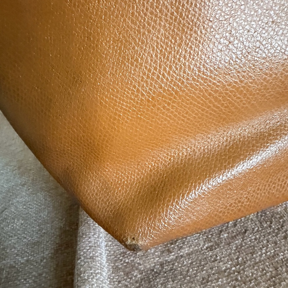Coach City Zip Tote in light saddle brown leather. - Picture 6 of 16